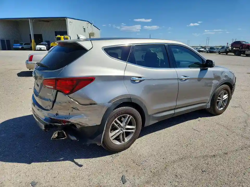 5XYZT3LB1HG395793 2017 HYUNDAI SANTA FE-2