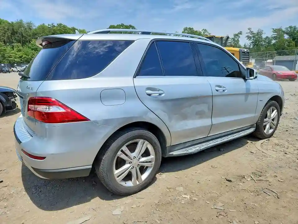 4JGDA5HB2CA014753 2012 MERCEDES-BENZ M-CLASS-2
