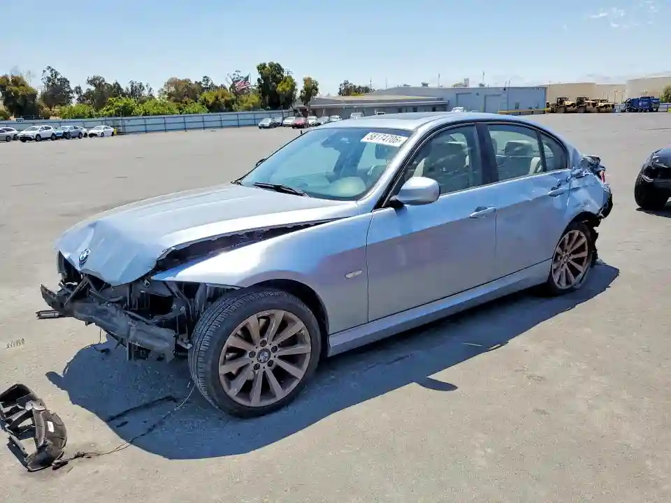 WBAPK5G58BNN26547 2011 BMW 3 SERIES-0
