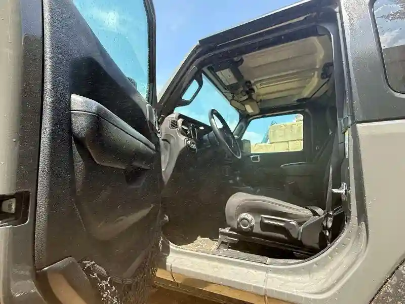 1C4GJXAN7JW221947 2018 JEEP WRANGLER-5
