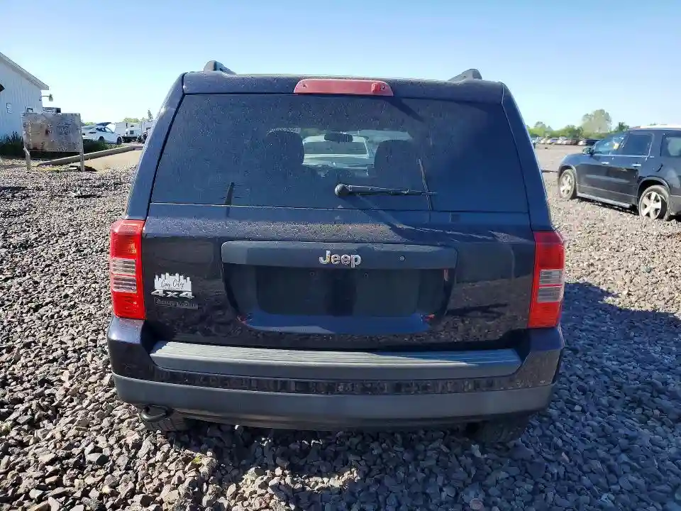 1J4NF1GB3BD150403 2011 JEEP PATRIOT-5