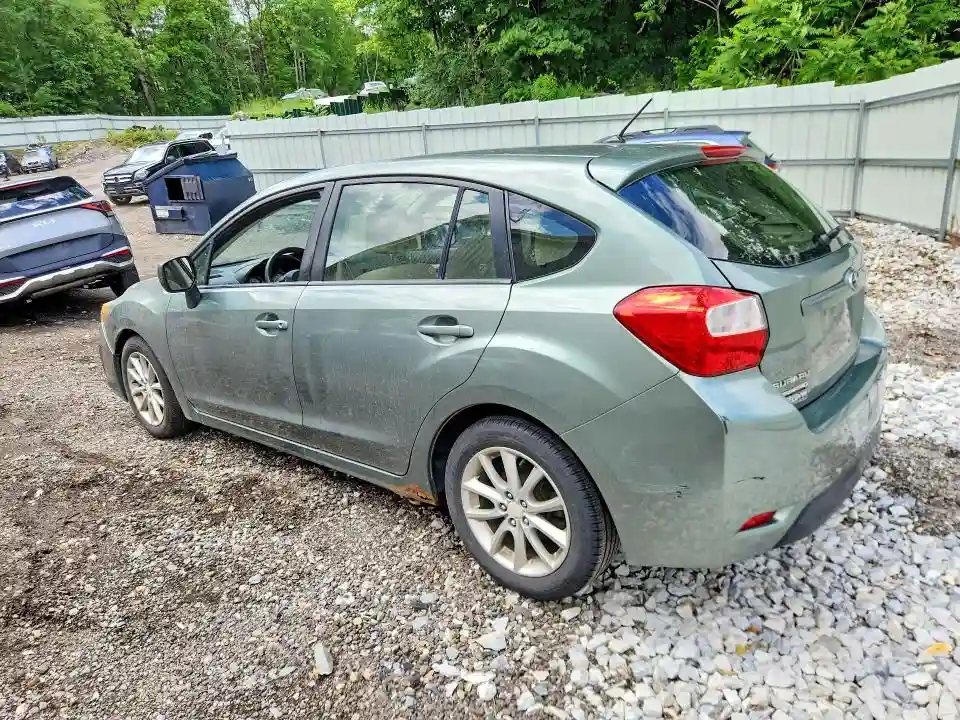 JF1GPAC62E9293764 2014 SUBARU IMPREZA-1