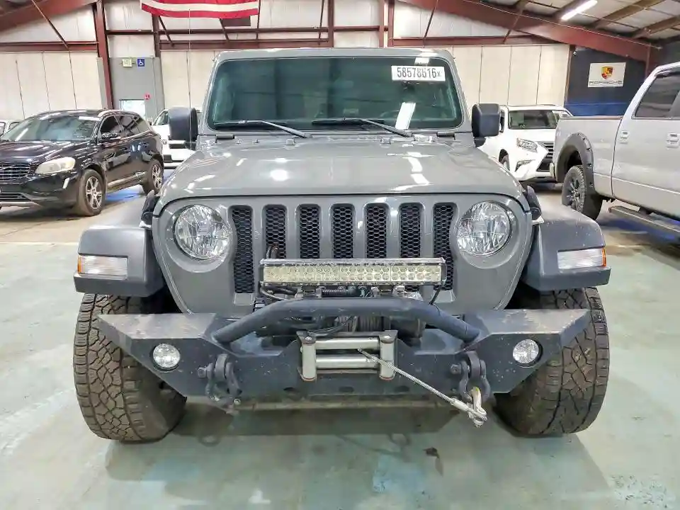 1C4HJXDG9LW105945 2020 JEEP WRANGLER-4