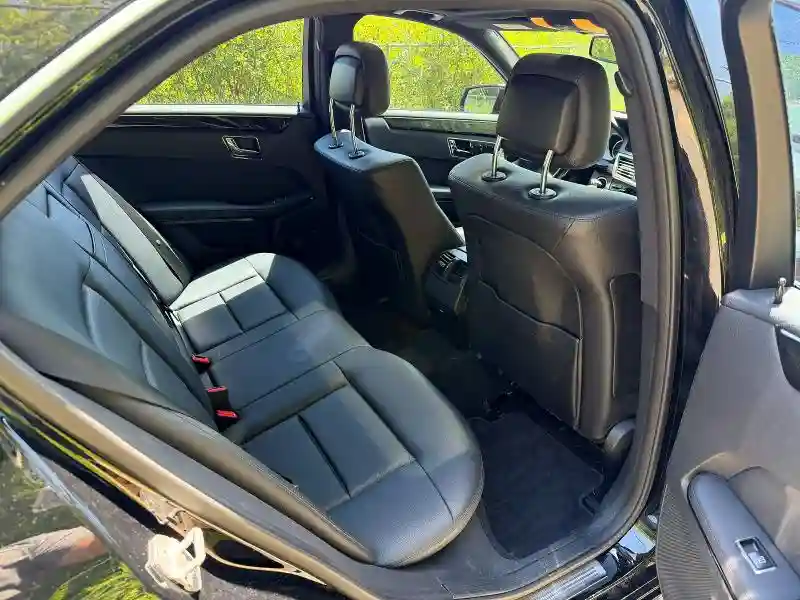 WDDHF8HB0BA325966 2011 MERCEDES-BENZ E-CLASS-5