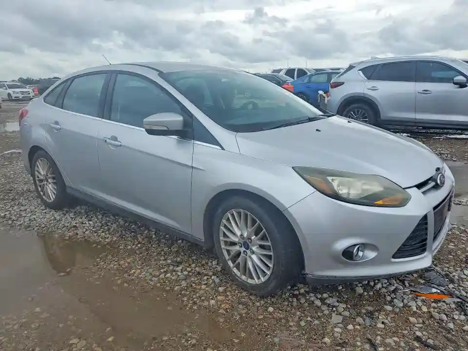 1FADP3J20DL345814 2013 FORD FOCUS-3