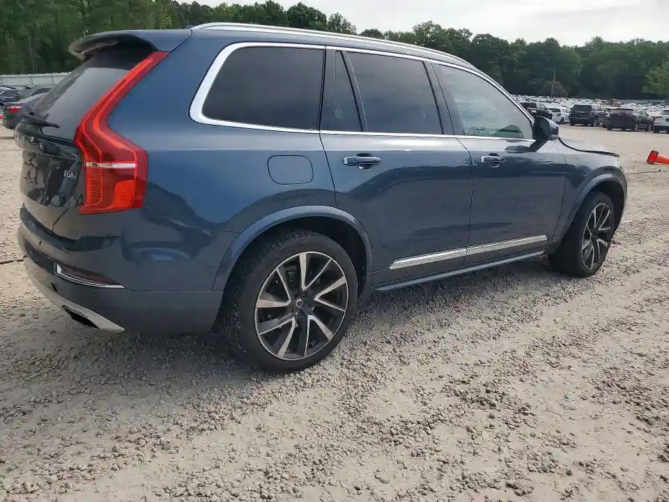 YV4A22PL4J1372511 2018 VOLVO XC90-2