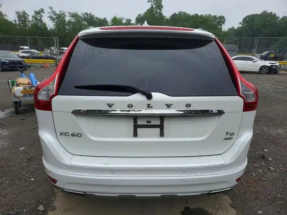 YV449MRU4H2126329 2017 VOLVO XC60-5