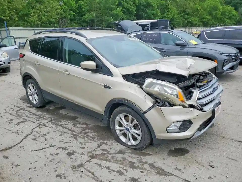 1FMCU9GD2JUA40424 2018 FORD ESCAPE-3