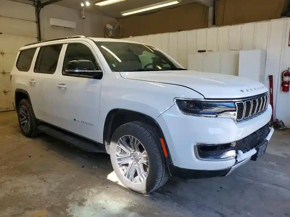 1C4SJUBPXRS178345 2024 JEEP WAGONEER-3