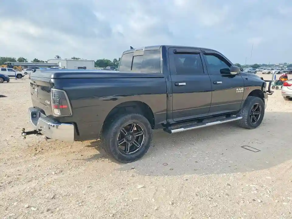 1C6RR7LM1GS239082 2016 RAM 1500-2