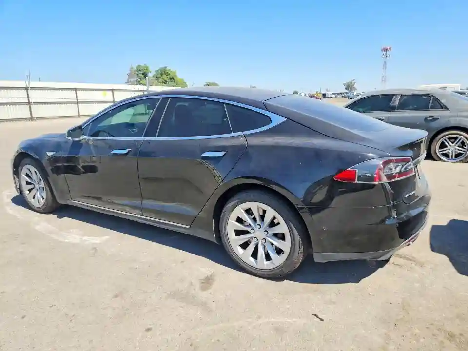 5YJSA1E13GF132985 2016 TESLA MODEL S-1