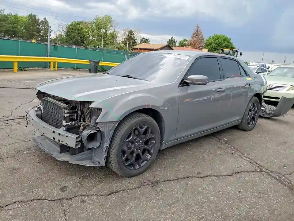 2C3CCAGG4KH656041 2019 CHRYSLER 300-0
