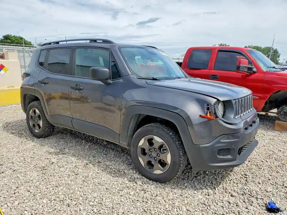 ZACCJBAB4JPH35663 2018 JEEP RENEGADE-3