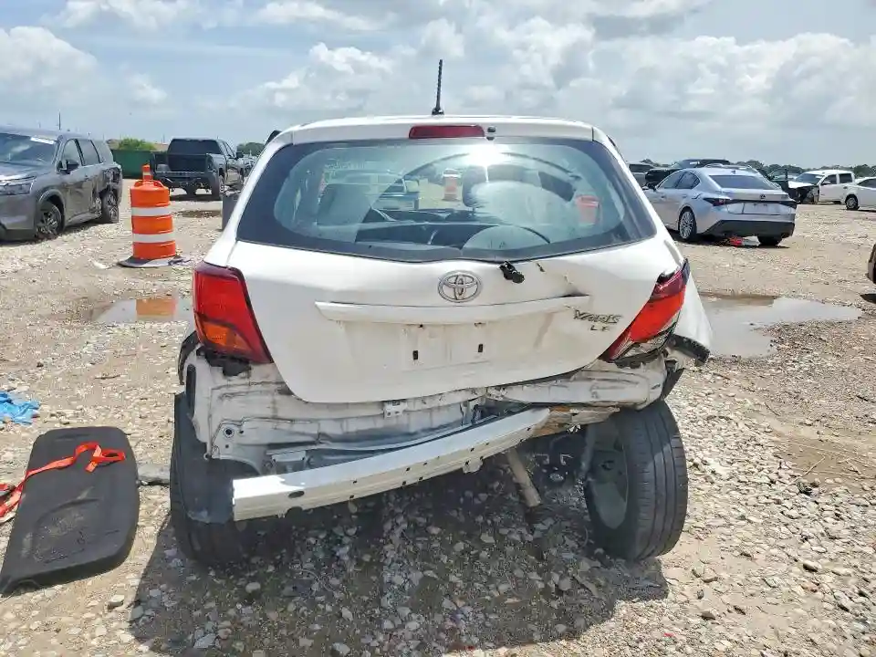 VNKKTUD37FA037813 2015 TOYOTA YARIS-5
