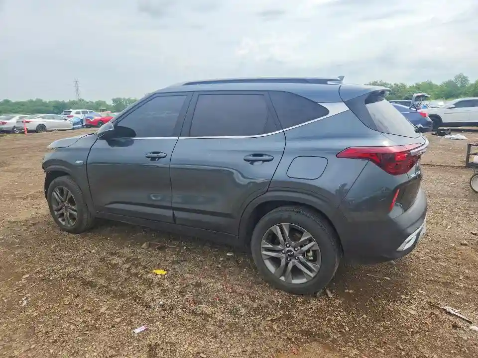 KNDEUCAAXP7459444 2023 KIA SELTOS-1