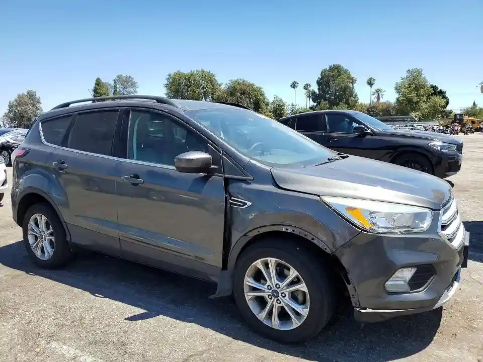 1FMCU0GD7JUB25903 2018 FORD ESCAPE-3