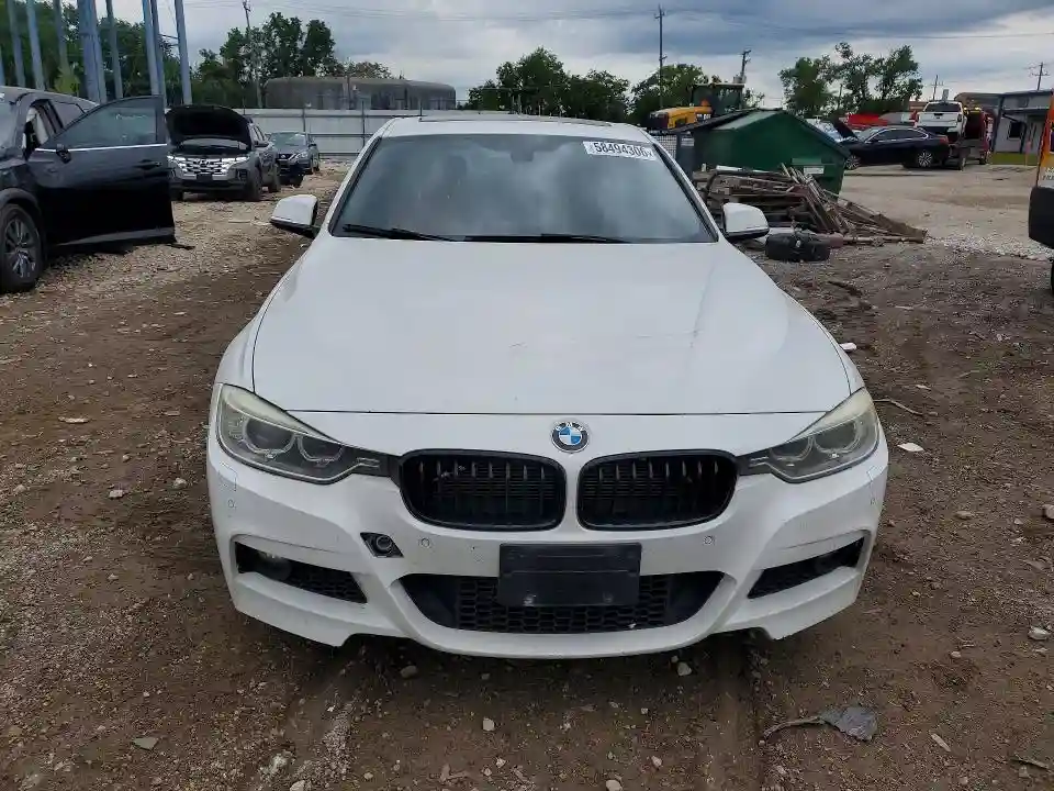 WBA3B9C58FF589711 2015 BMW 3 SERIES-4