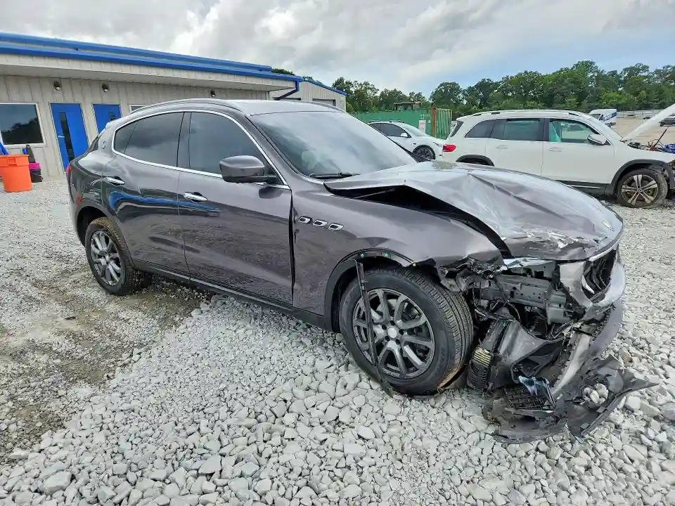 ZN661XUAXJX297241 2018 MASERATI ALL MODELS-3