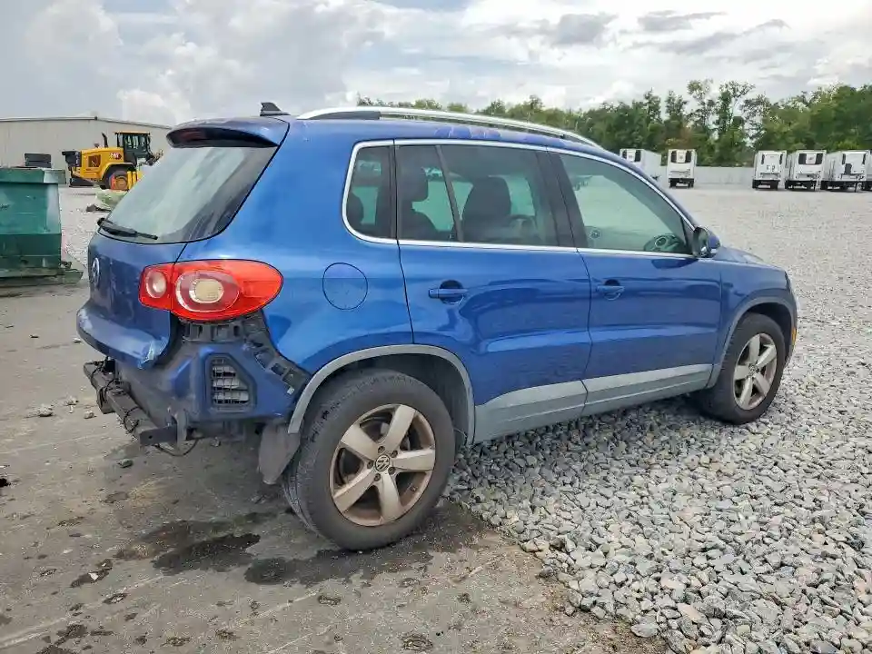 WVGAV7AX7AW002123 2010 VOLKSWAGEN TIGUAN-2