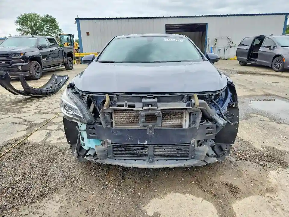 1G4ZP5SS9HU163583 2017 BUICK LACROSSE-4