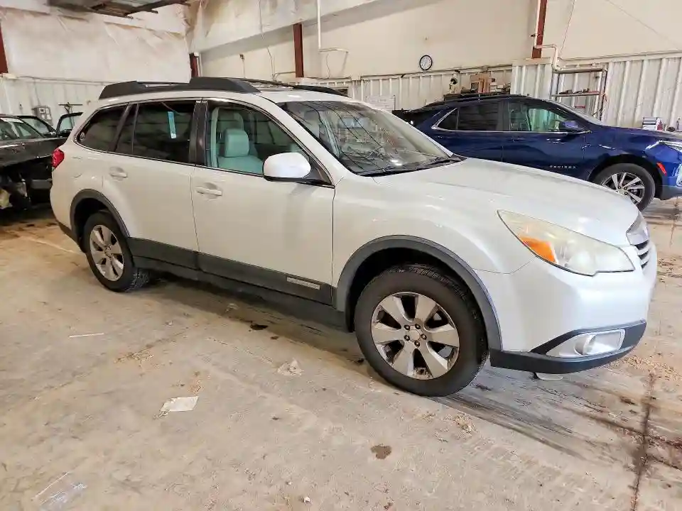 4S4BRCKC2A3377349 2010 SUBARU OUTBACK-3