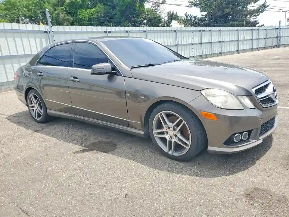 WDDHF8HB5AA096313 2010 MERCEDES-BENZ E-CLASS-3