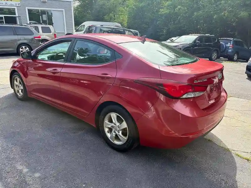 KMHDH4AE8FU329232 2015 HYUNDAI ELANTRA-2