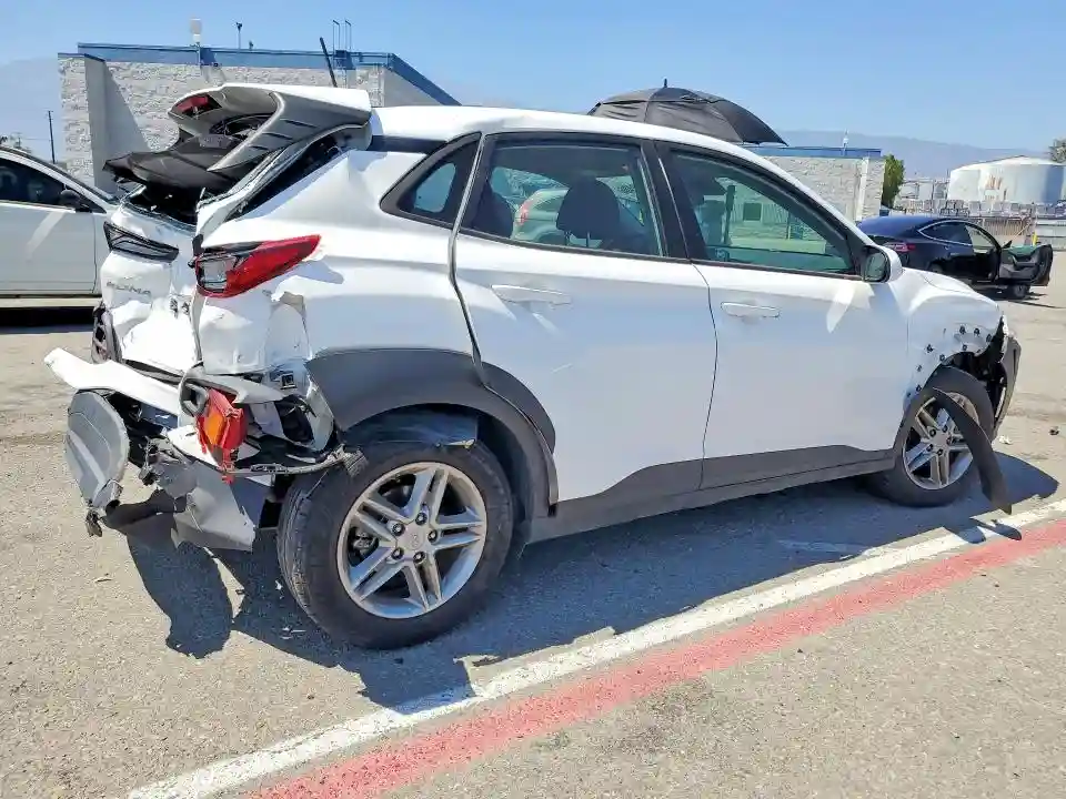 KM8K12AA8MU722898 2021 HYUNDAI KONA-2