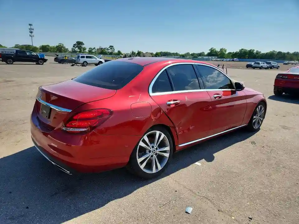 55SWF4JB3JU278439 2018 MERCEDES-BENZ C-CLASS-2