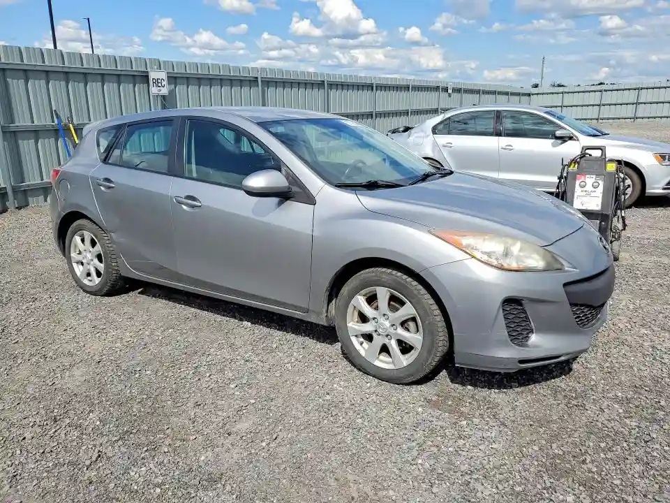 JM1BL1KFXD1727895 2013 MAZDA 3-3