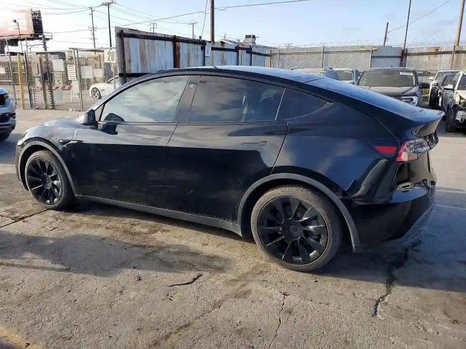 5YJYGAEE9MF137910 2021 TESLA MODEL Y-1