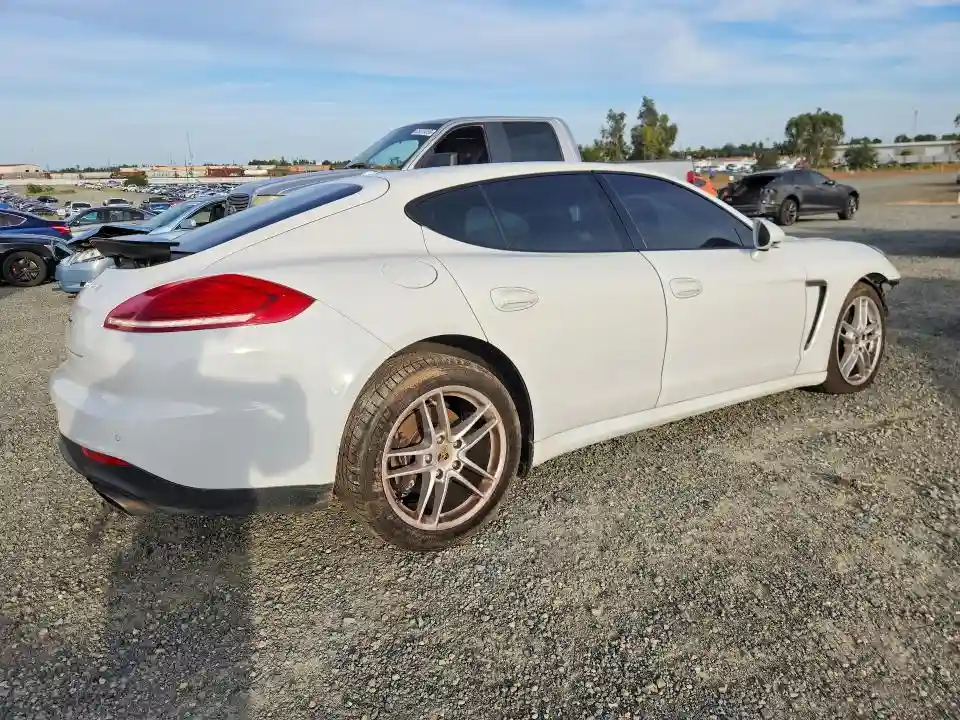WP0AA2A74GL002366 2016 PORSCHE PANAMERA-2