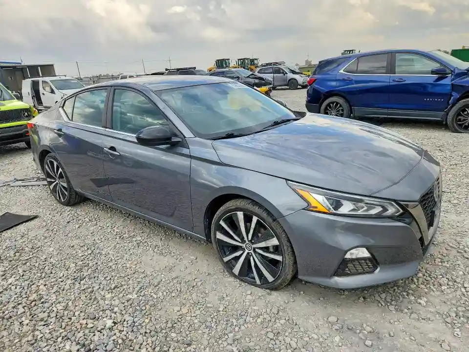 1N4BL4CV0MN338561 2021 NISSAN ALTIMA-3