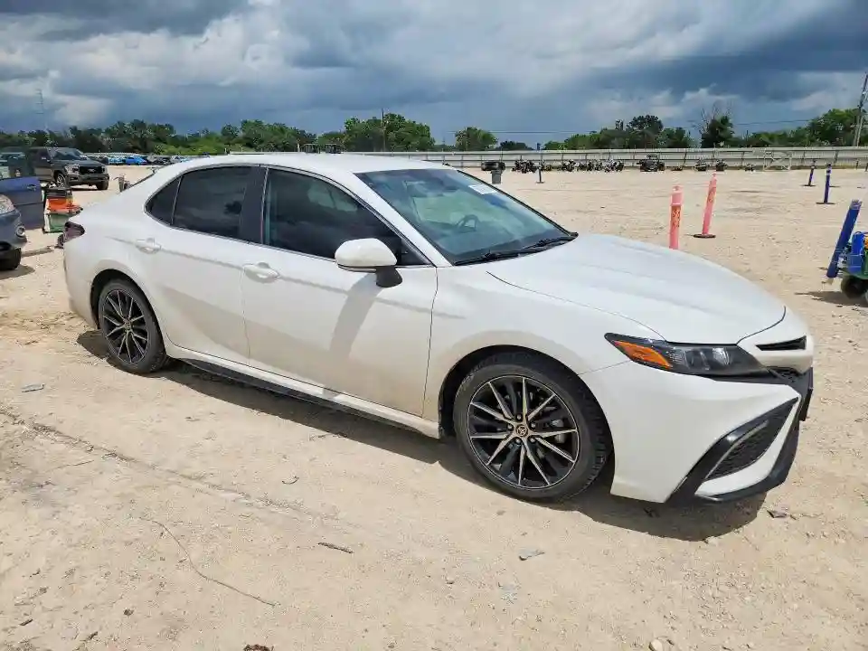 4T1T11AKXNU658193 2022 TOYOTA CAMRY-3