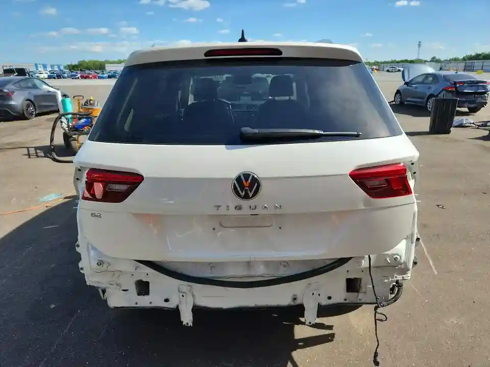 3VV3B7AX6PM141482 2023 VOLKSWAGEN TIGUAN-5