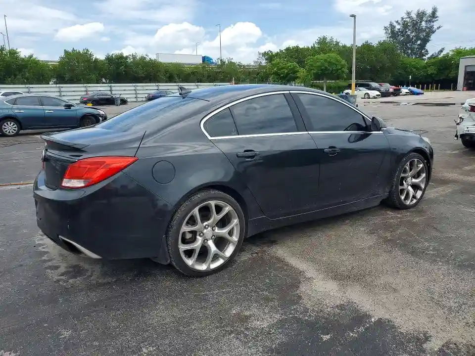 2G4GV5GV0C9197739 2012 BUICK REGAL-2