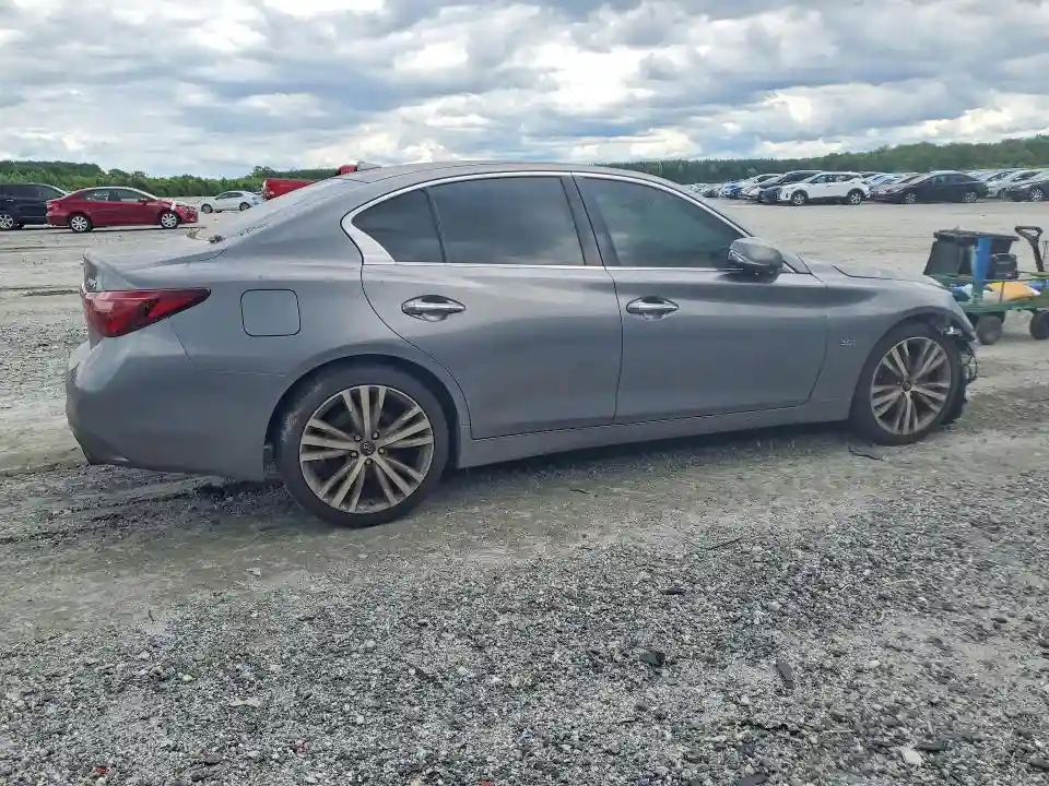 JN1EV7AR0JM441184 2018 INFINITI Q50-2