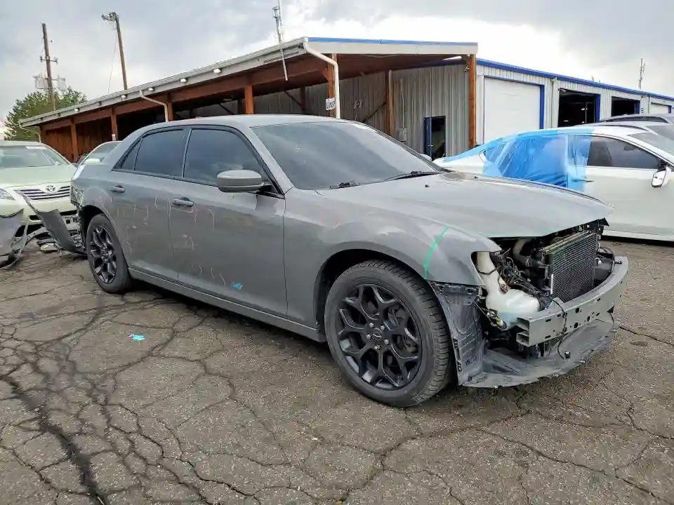 2C3CCAGG4KH656041 2019 CHRYSLER 300-3