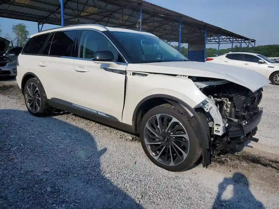 5LM5J7XC5TGL07101 2026 LINCOLN AVIATOR-3