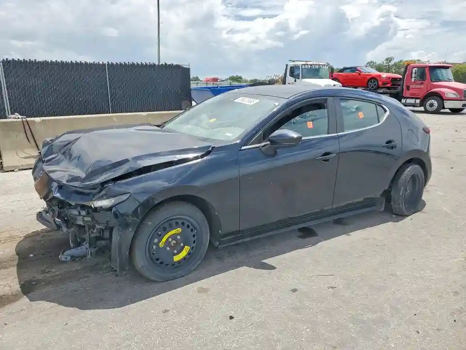 JM1BPAKL2M1336962 2021 MAZDA 3-0