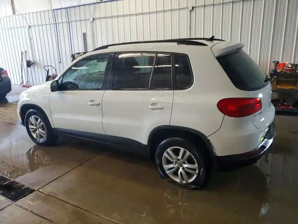 WVGAV7AX2HK030803 2017 VOLKSWAGEN TIGUAN S/L-1