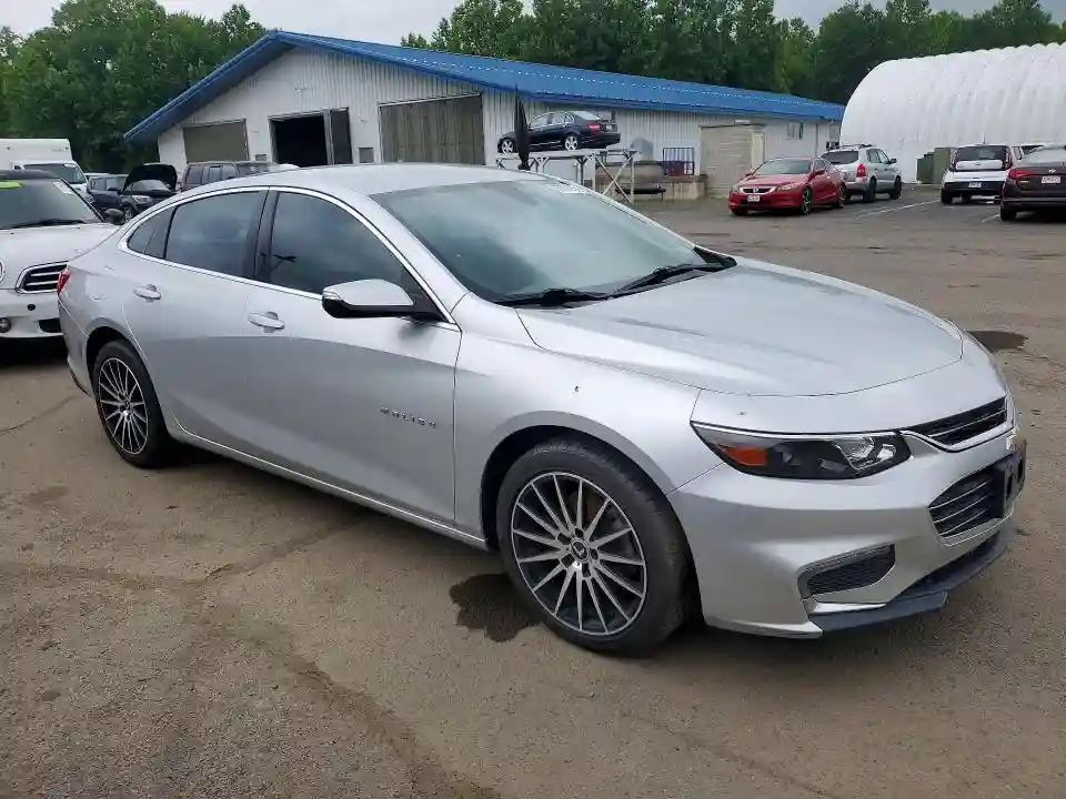1G1ZE5ST2HF274301 2017 CHEVROLET MALIBU-3