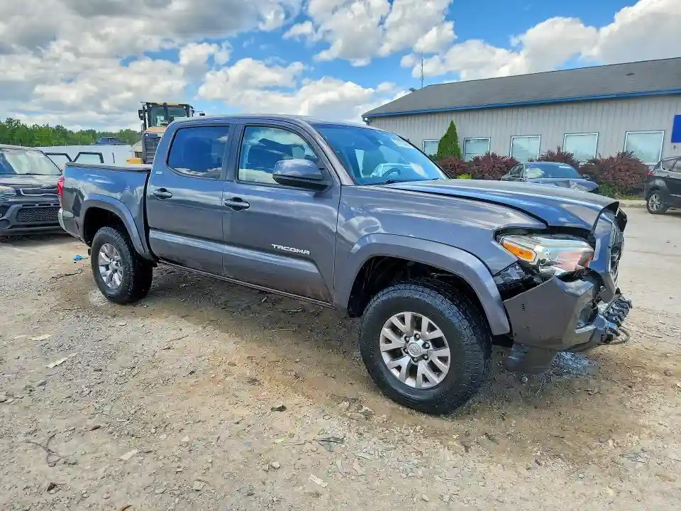 5TFAZ5CN2JX057386 2018 TOYOTA TACOMA-3