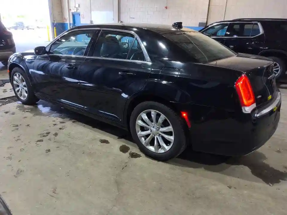 2C3CCARG1MH592427 2021 CHRYSLER 300-1