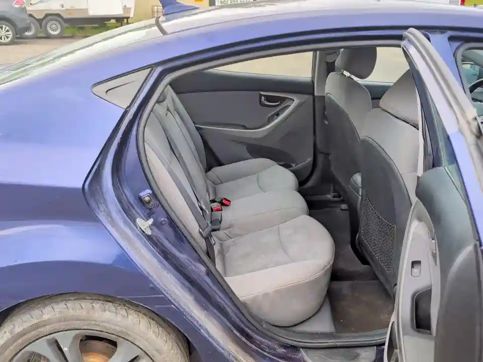 5NPDH4AE2CH116240 2012 HYUNDAI ELANTRA-5