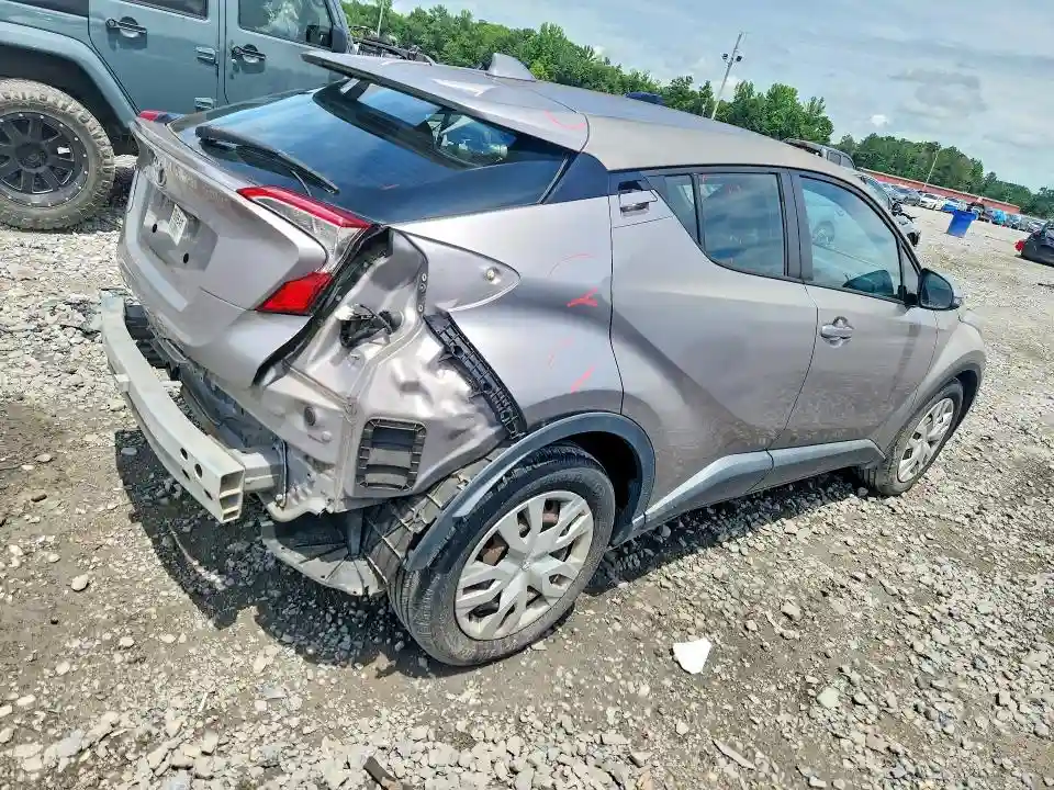 NMTKHMBX7KR092578 2019 TOYOTA C-HR LE-2