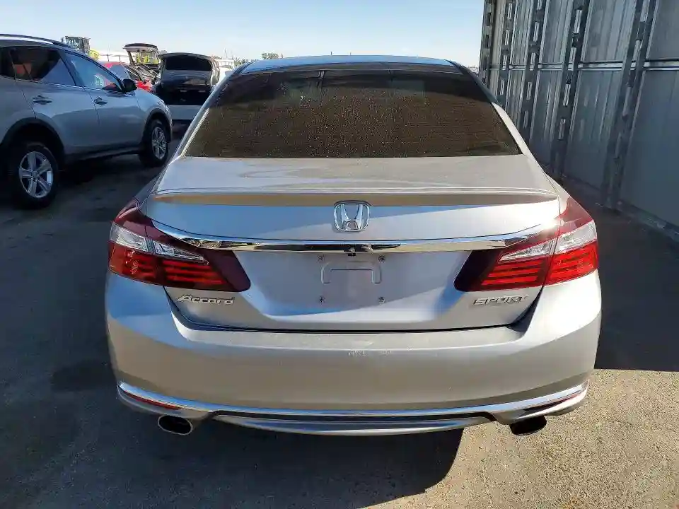 1HGCR2F59HA239815 2017 HONDA ACCORD-5