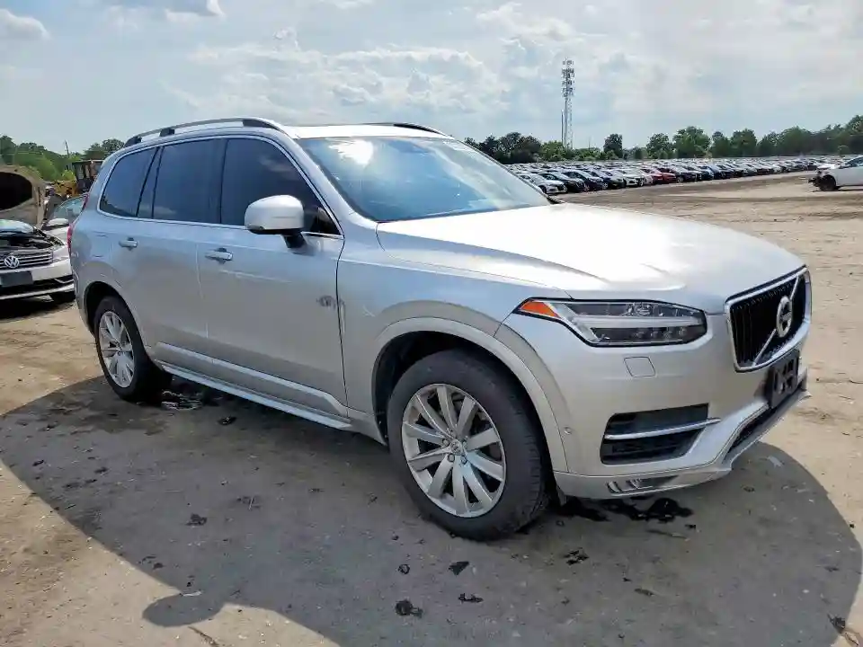 YV4A22PK3J1325851 2018 VOLVO XC90-3
