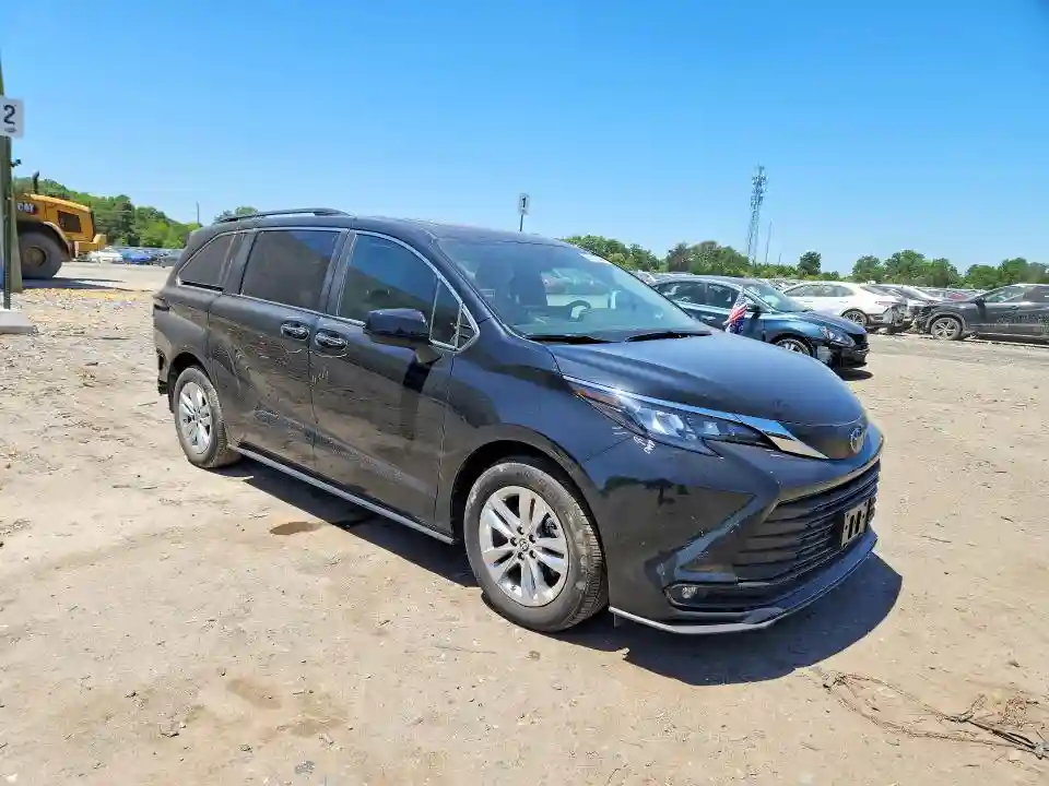 5TDJSKFCXSS189266 2025 TOYOTA SIENNA-3