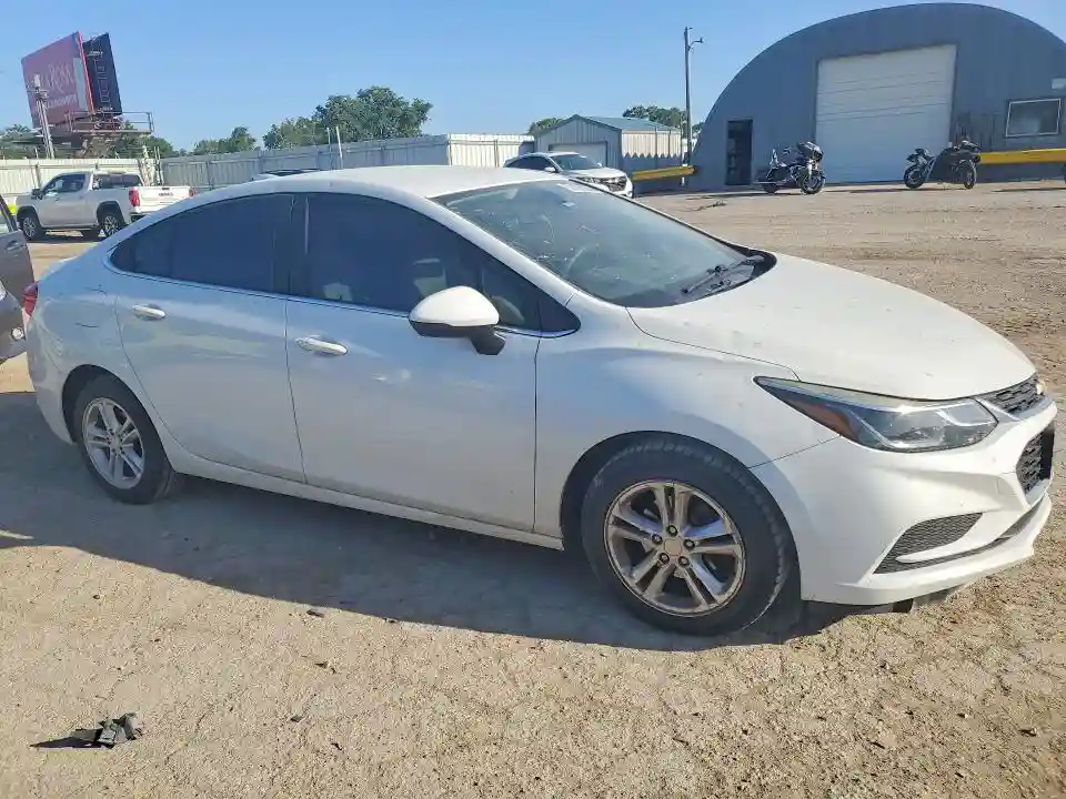 1G1BE5SM4H7247671 2017 CHEVROLET CRUZE-3